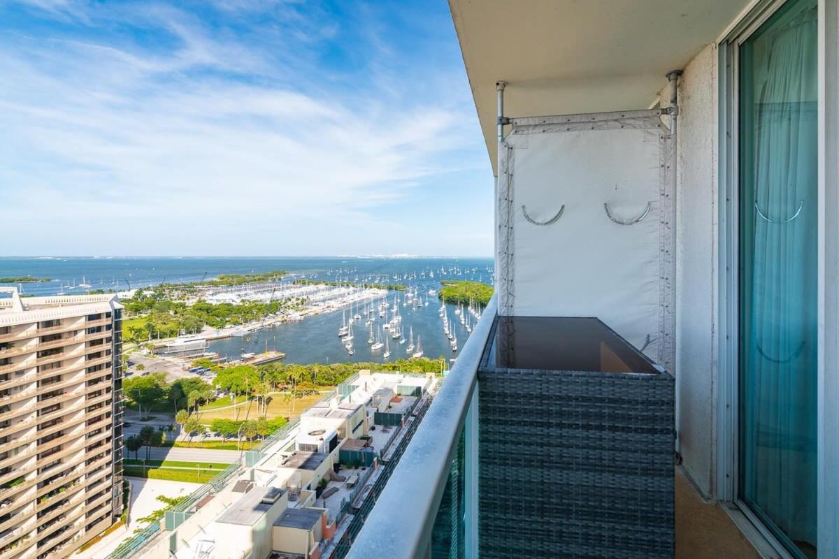 City View Balcony Steps From Restaurants, Peacock Park & Marina Miami Exterior foto